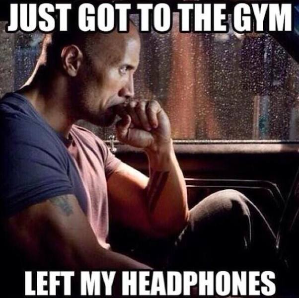 Funny Memes - left my headphones